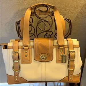 Beautiful spring/summer Coach bag